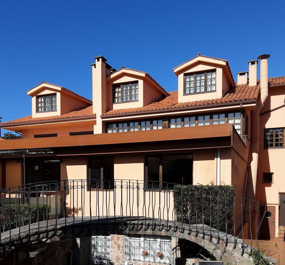 Hotel Marques De La Moral Naveces Екстериор снимка