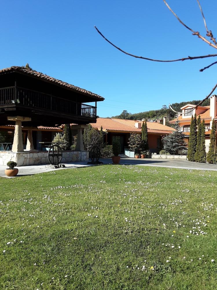 Hotel Marques De La Moral Naveces Екстериор снимка